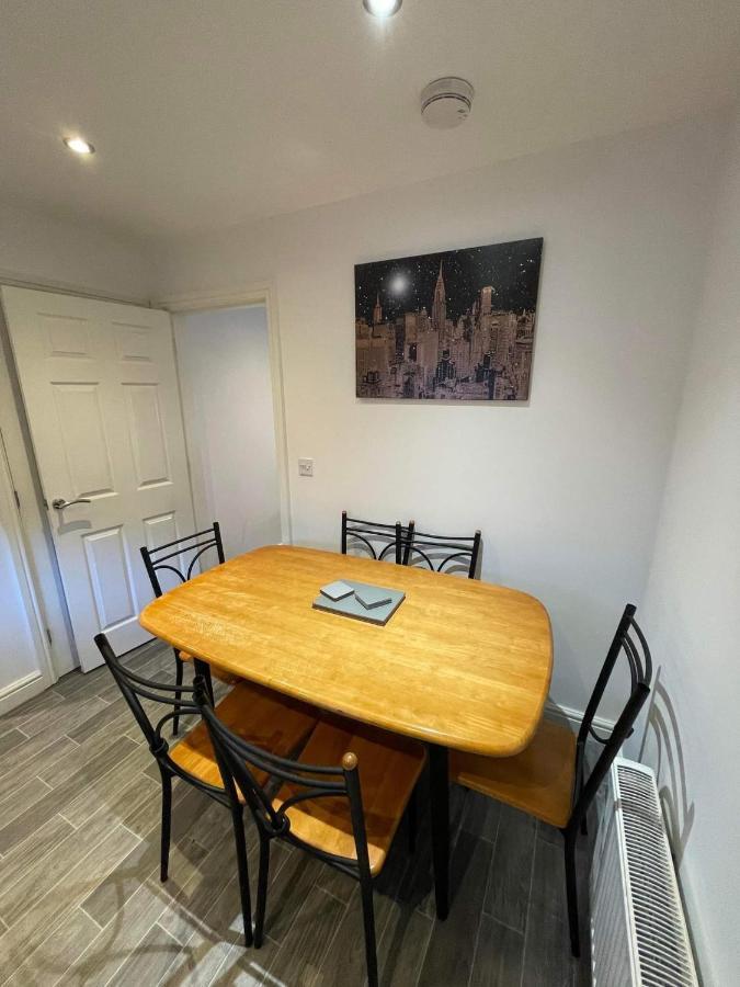 הוילה אולברסטון 2 Laurel Court מראה חיצוני תמונה